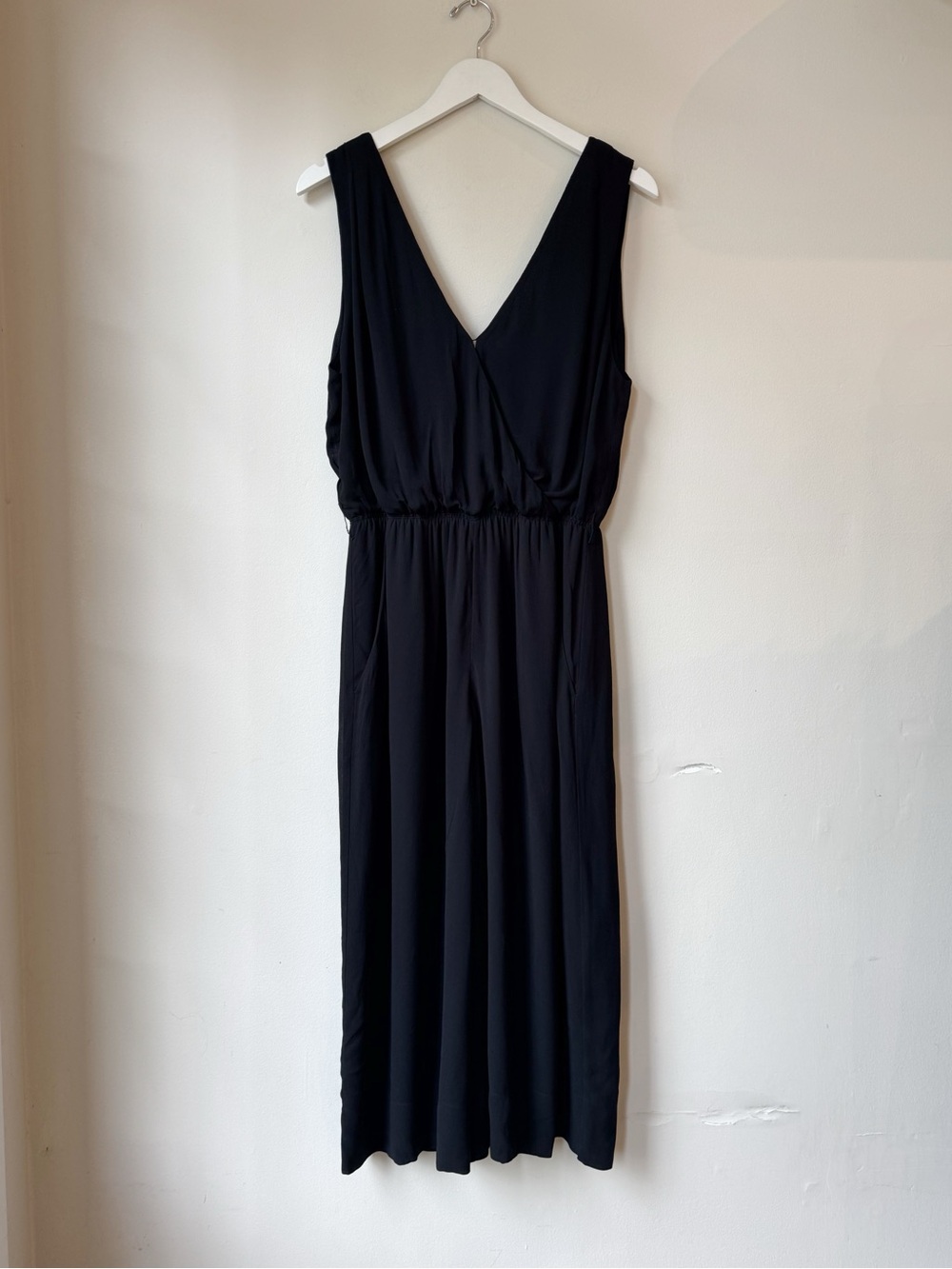Aritzia Babaton Black V-Neck Jumpsuit